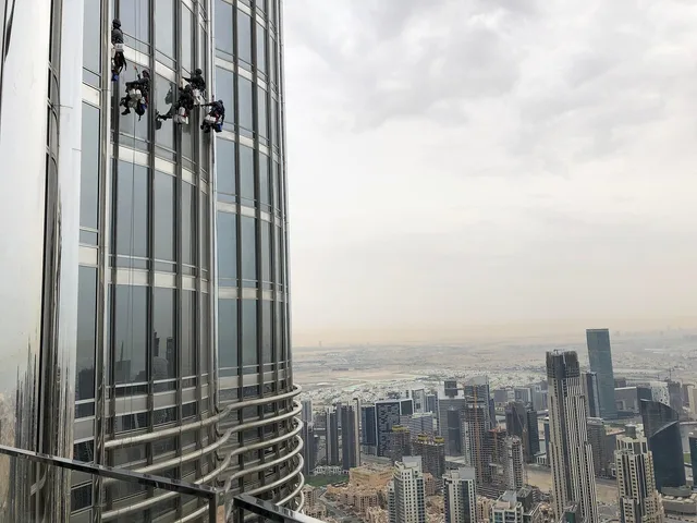 skyskraber, arkitektur, milepæl, dubai, u a e. Daglig drift af en dansk webshop